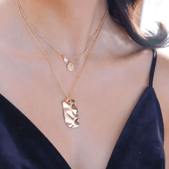 2/$21 Ladies Fashionable Layered Necklace - Picture 5 of 7